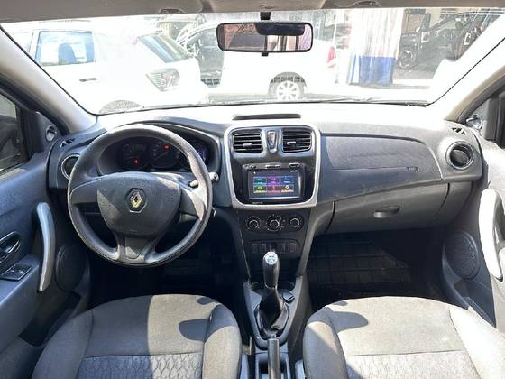 RENAULT SANDERO 1.6 EXPRESSION 8V FLEX 4P MANUAL RENAULT SANDERO 1.6 EXPRESSION 8V FLEX 4P MANUAL